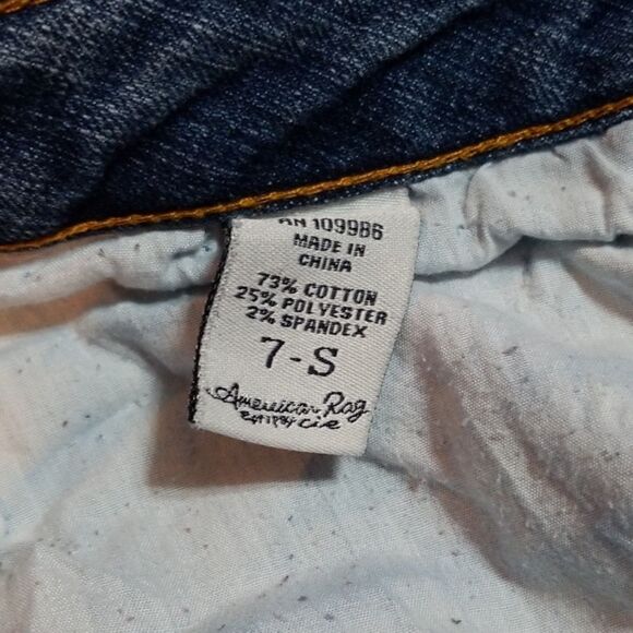 🎊 Host Pick🎉 American Rag Jeans - Picture 4 of 4